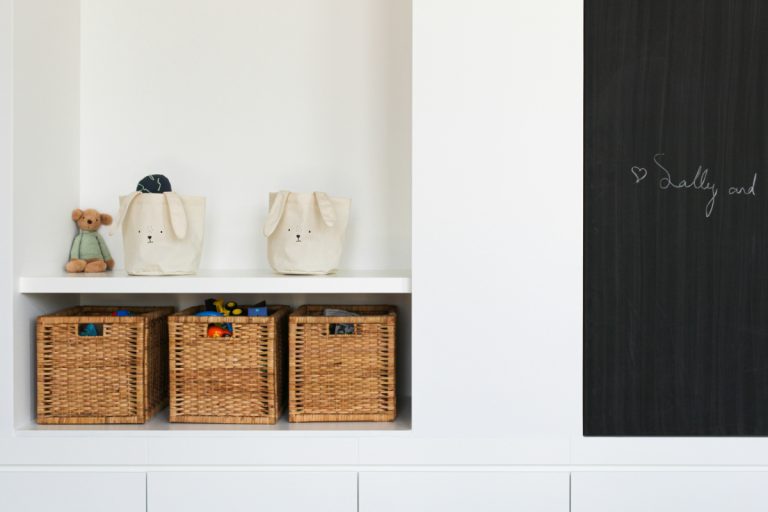 Declutter Your House in a Week